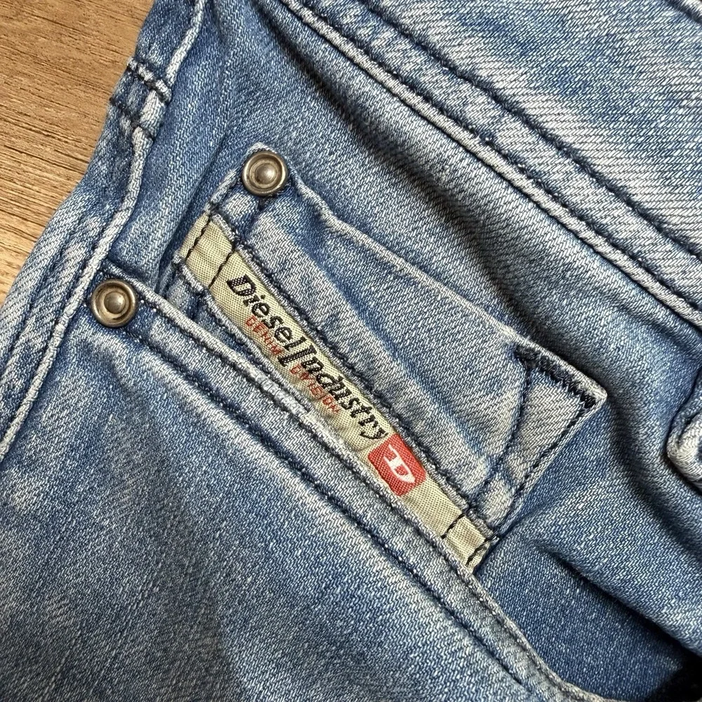 Diesel Heeven Jeans Men‎ 32x32 Blue Straight Leg Stretch Made in Italy Y2K 0R8WD